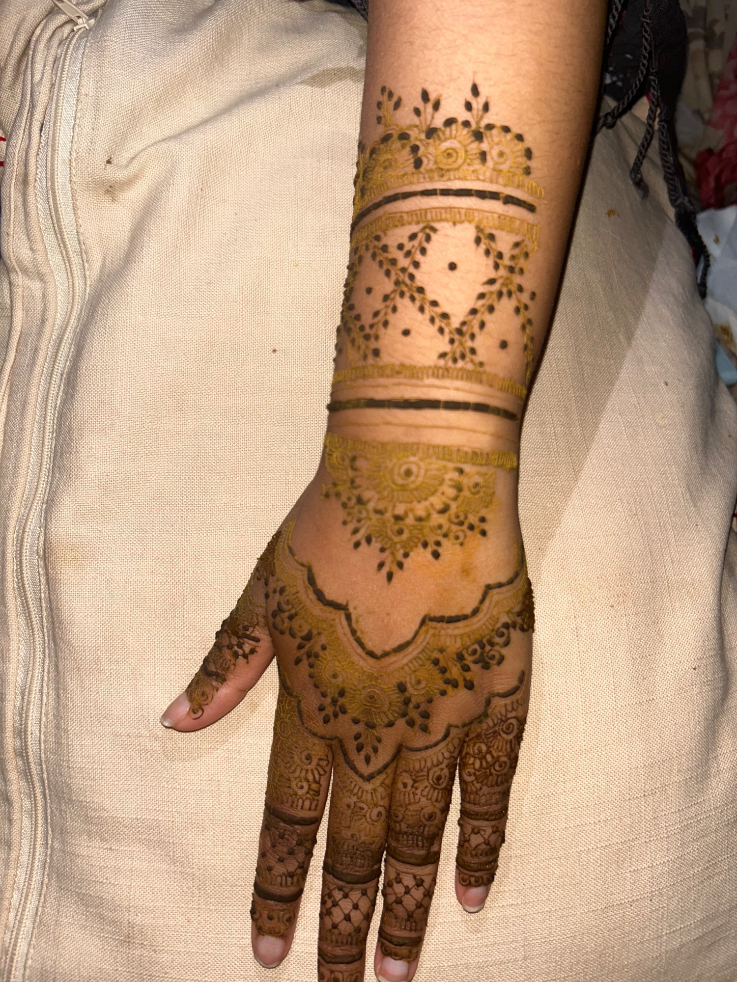 khadijah henna portfolio