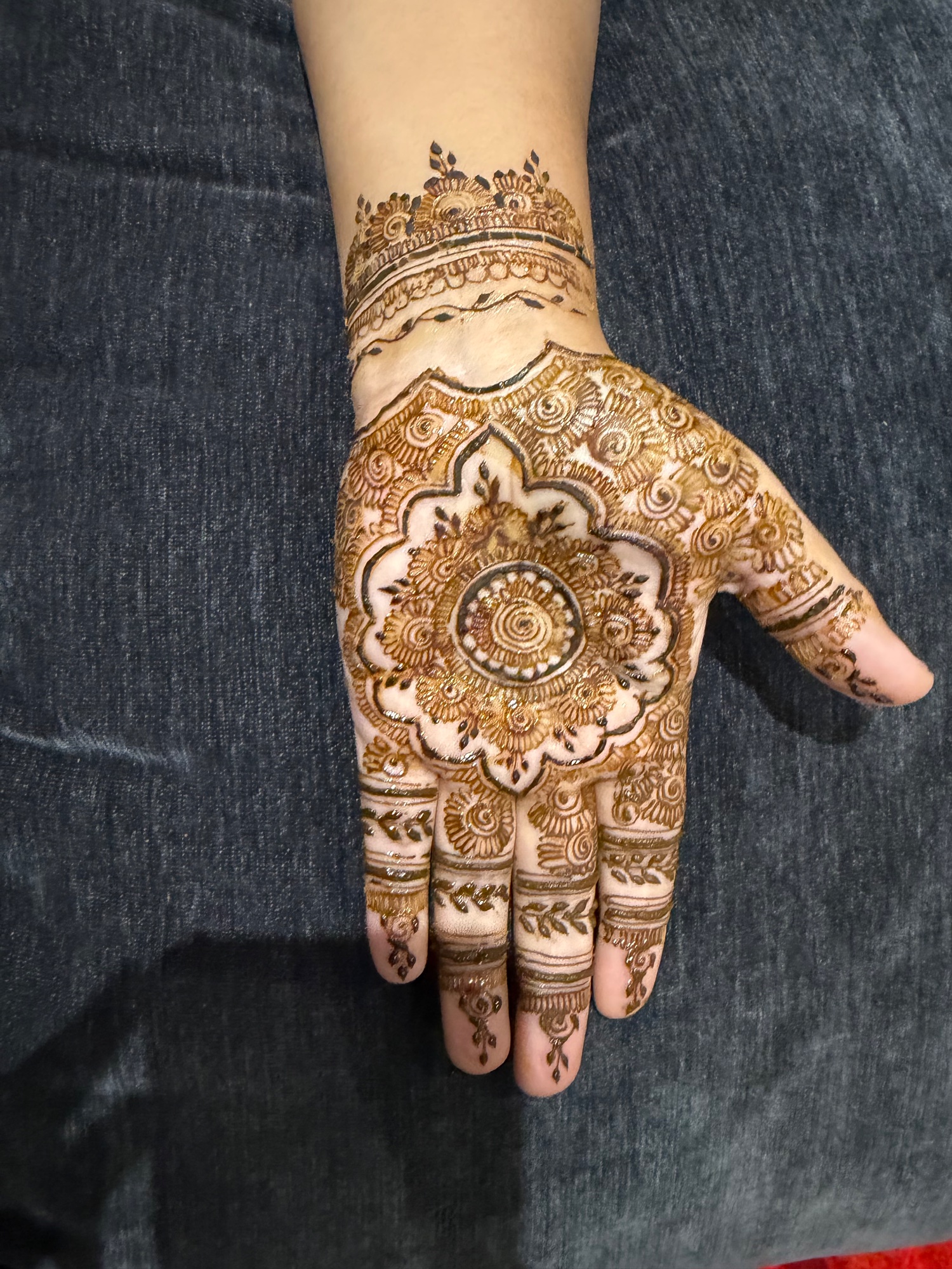 khadijah henna portfolio