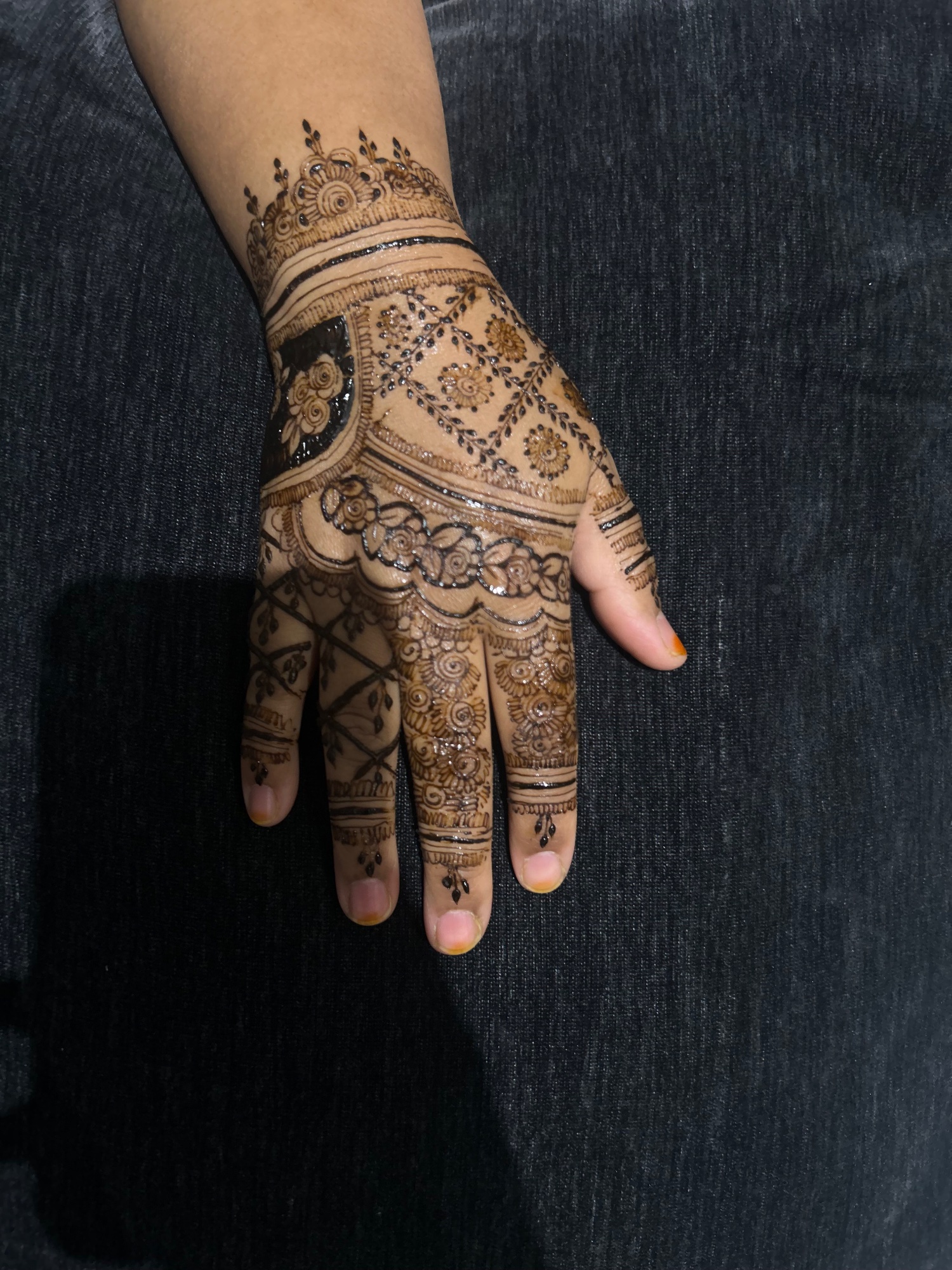 khadijah henna portfolio
